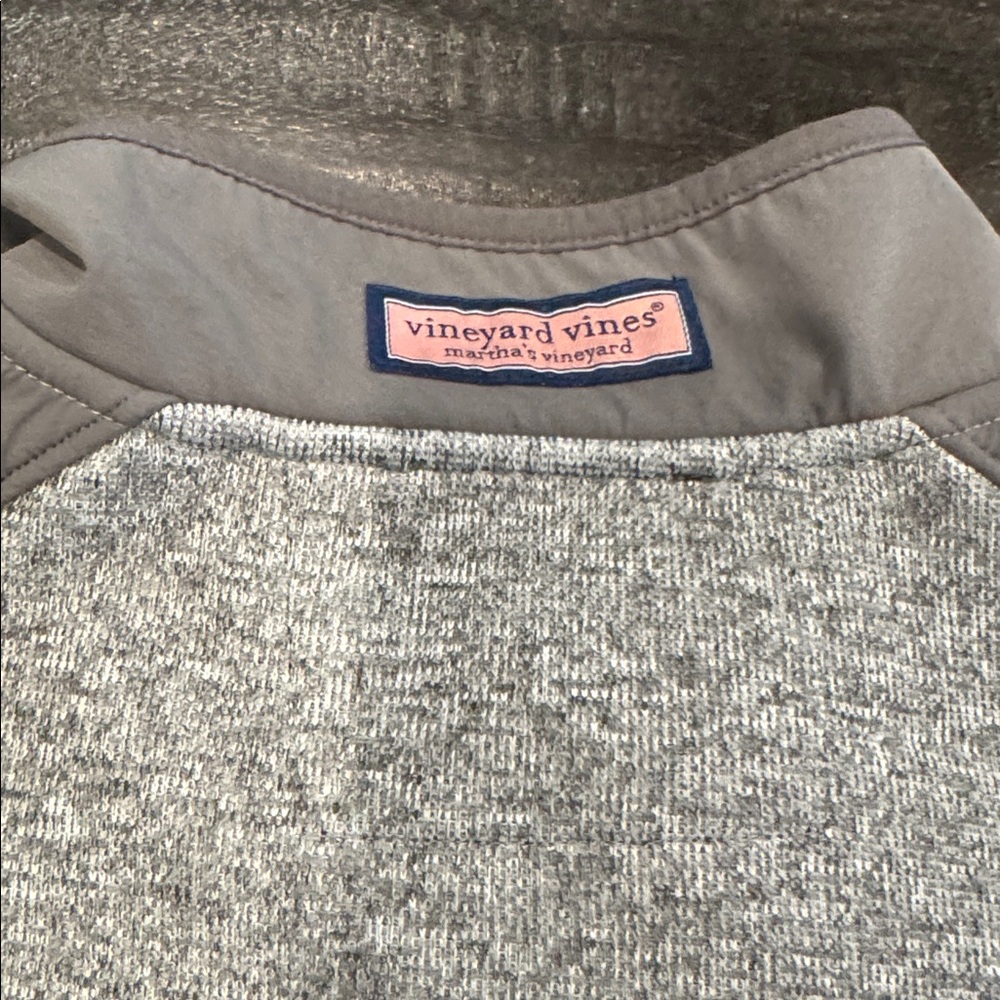 Vineyard Vines Heather Gray Quarter-Zip Pullover size Large L Men’s - Picture 6 of 8